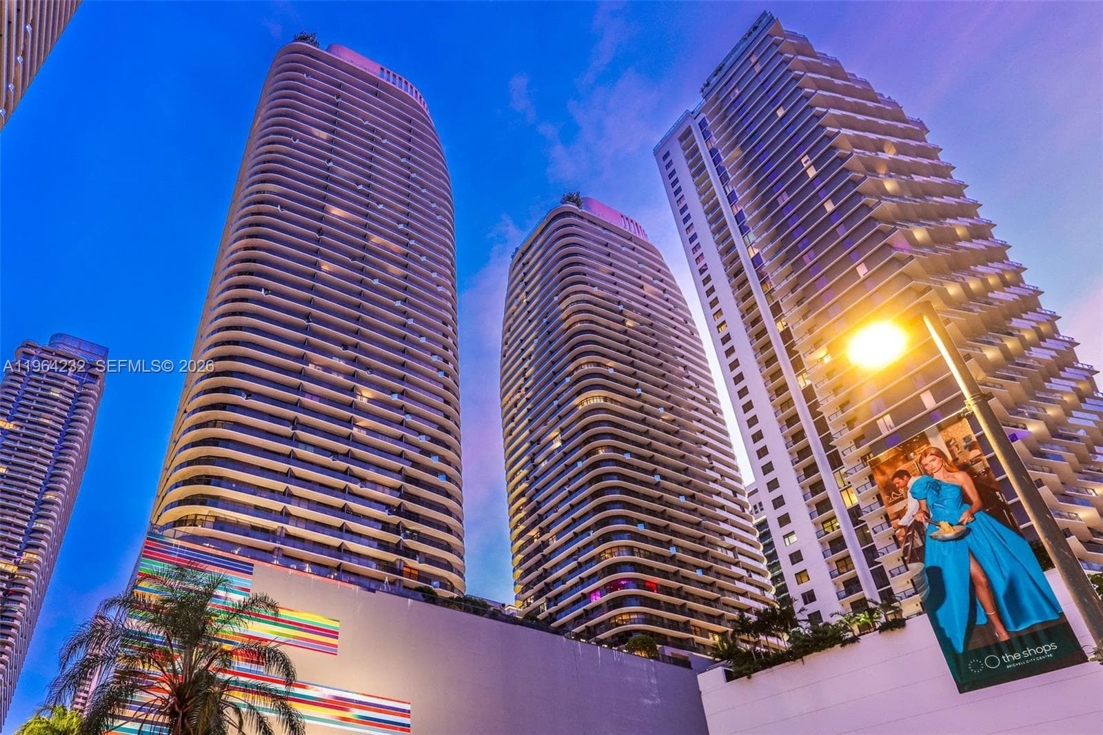 55 SW 9th St # 3906, Miami FL 33130 — 4