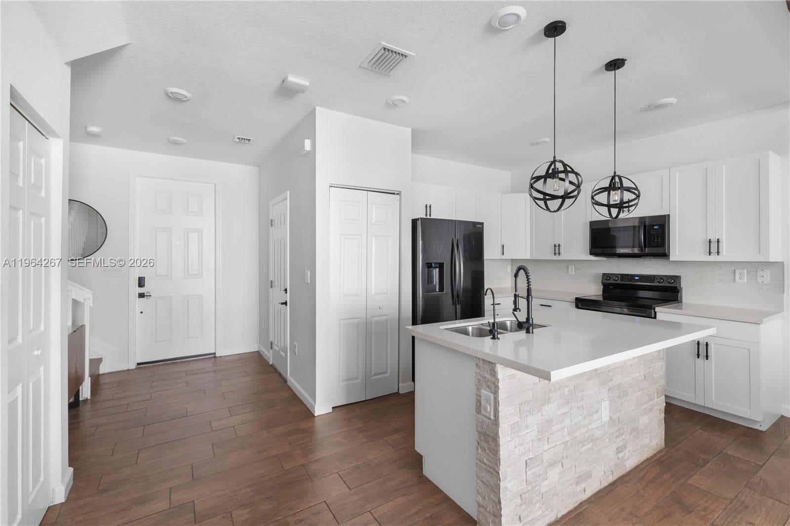 3419 W 105th Pl, Hialeah FL 33018 — 13