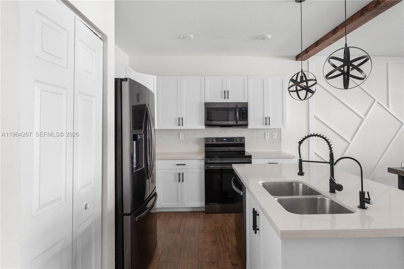 3419 W 105th Pl, Hialeah FL 33018 — 14