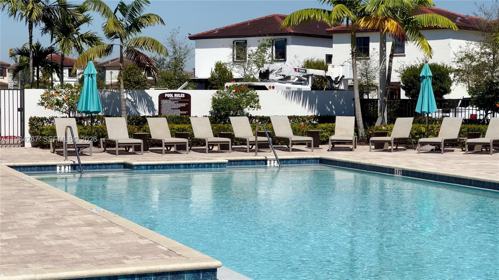 3419 W 105th Pl, Hialeah FL 33018 — 55