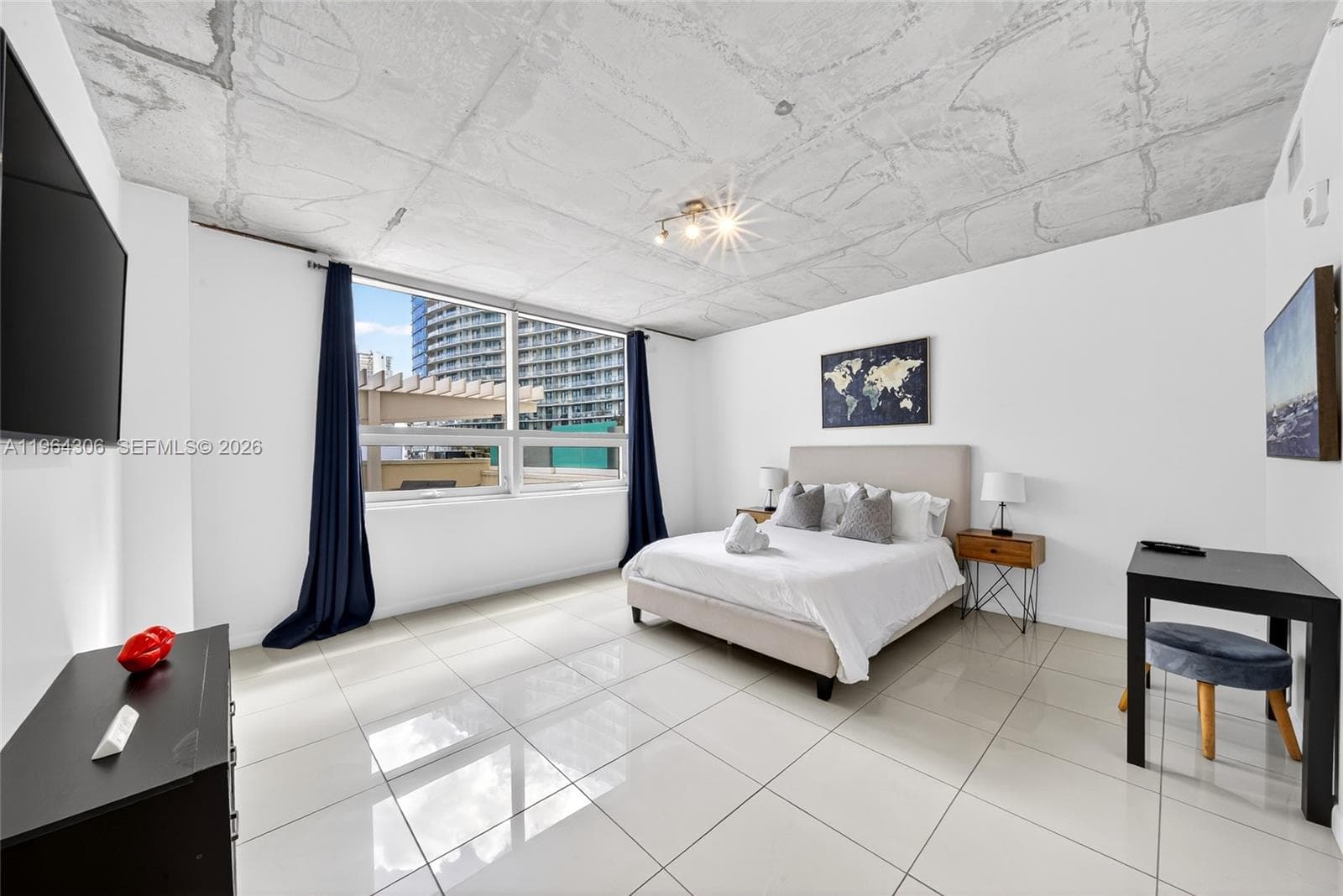 3250 NE 1st Ave # 502, Miami FL 33137 — 12