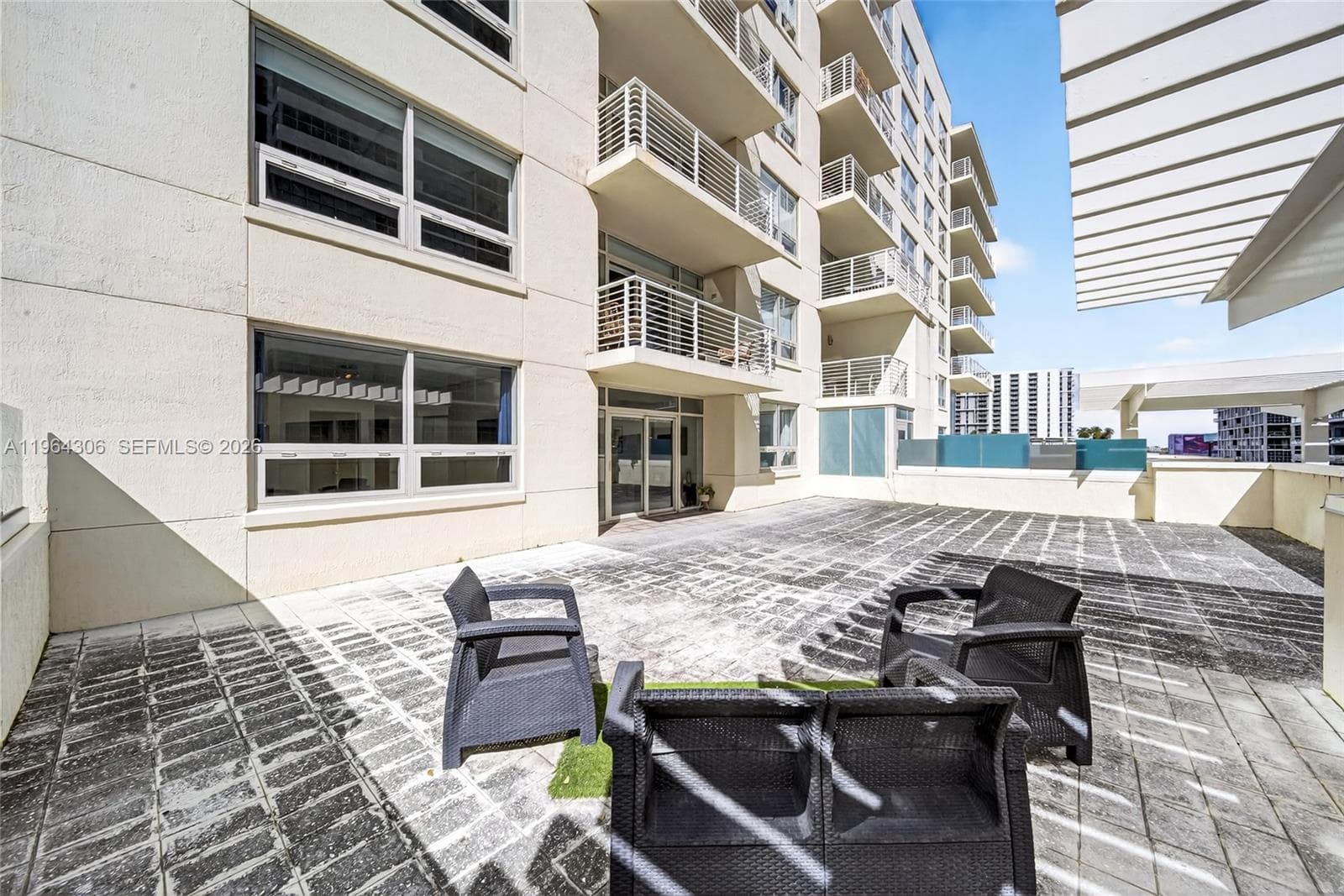 3250 NE 1st Ave # 502, Miami FL 33137 — 26