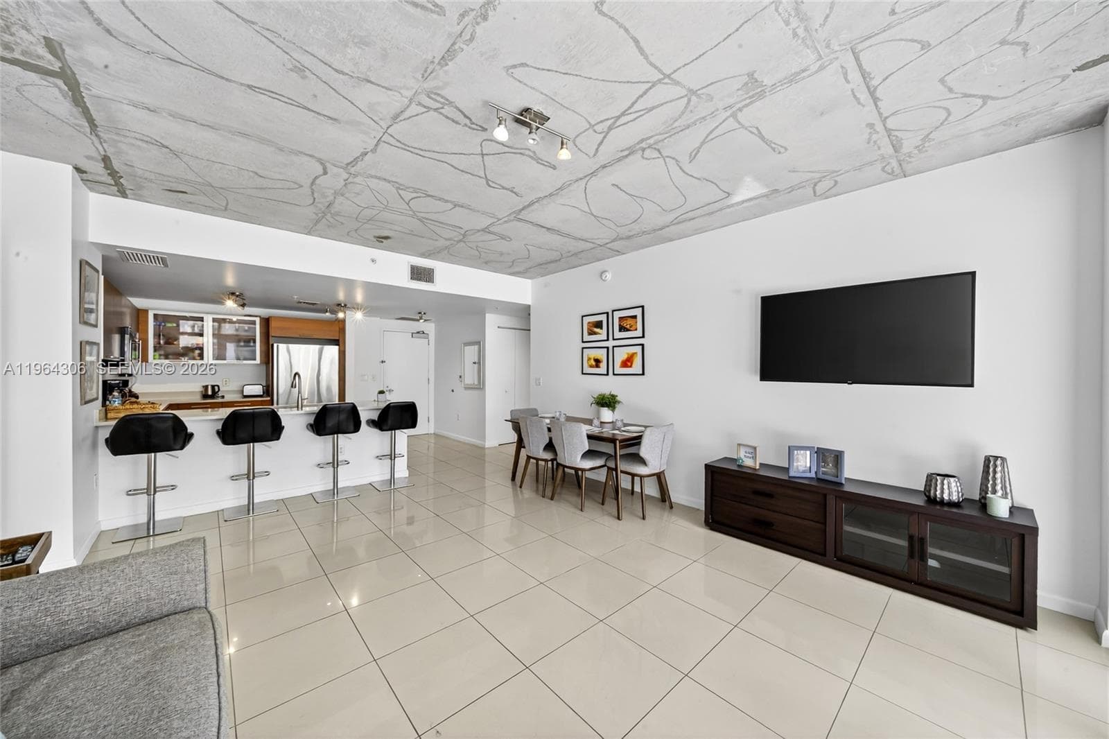 3250 NE 1st Ave # 502, Miami FL 33137 — 10
