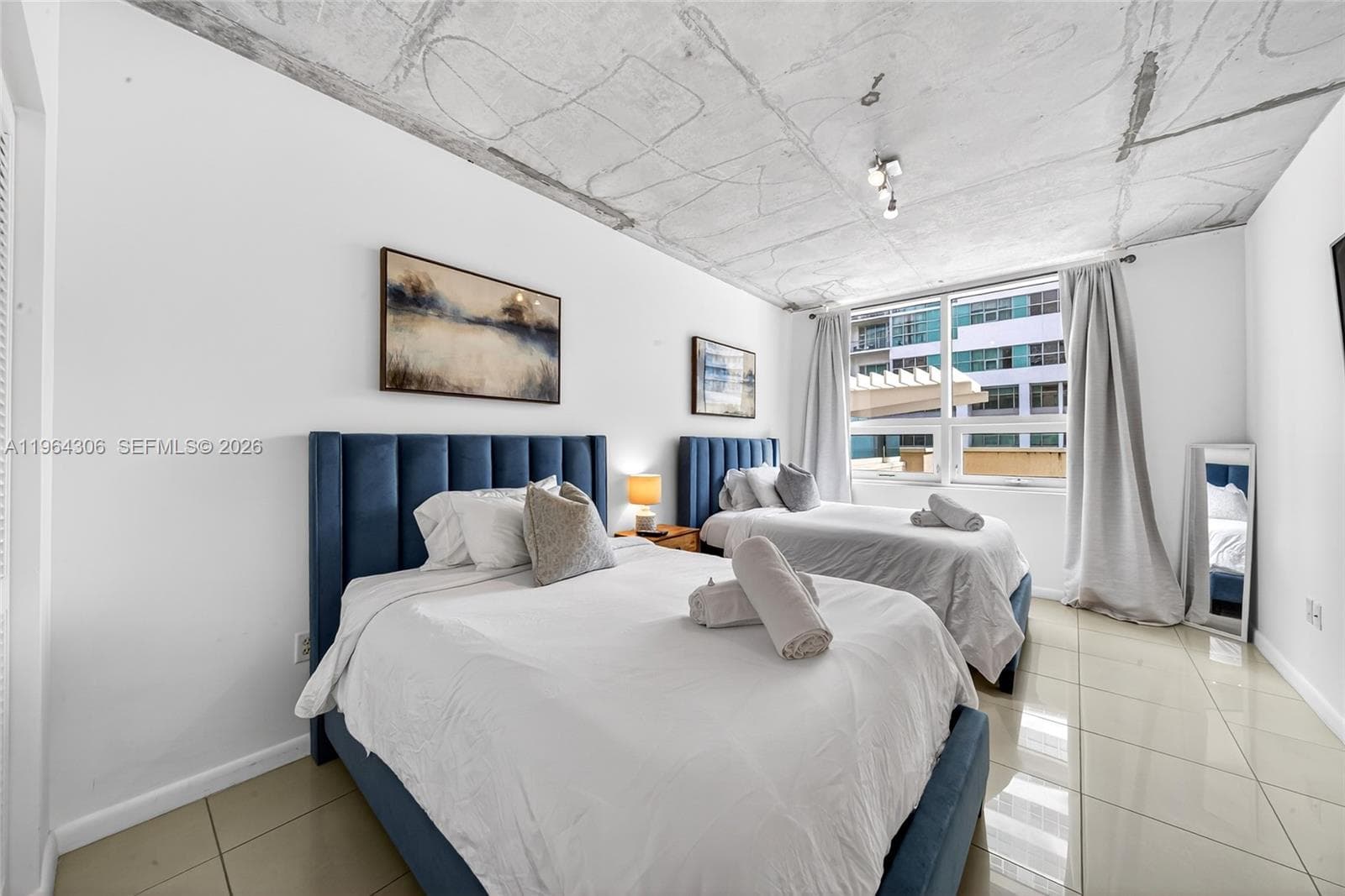 3250 NE 1st Ave # 502, Miami FL 33137 — 18