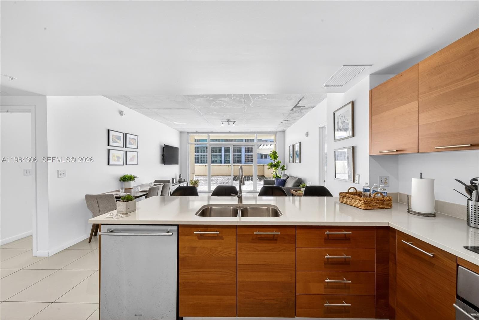 3250 NE 1st Ave # 502, Miami FL 33137 — 4