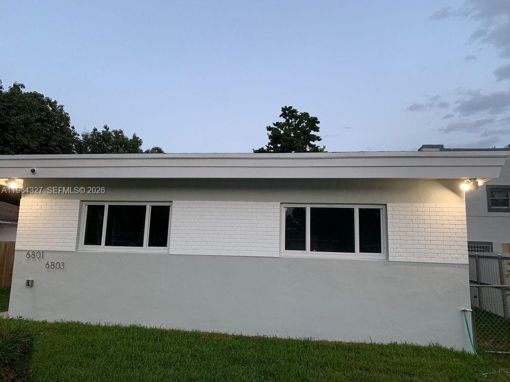 6801 NW 2nd Ct, Miami FL 33150 — 2