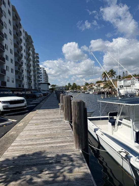 3703 NE 166th St # 301, North Miami Beach FL 33160 — 1