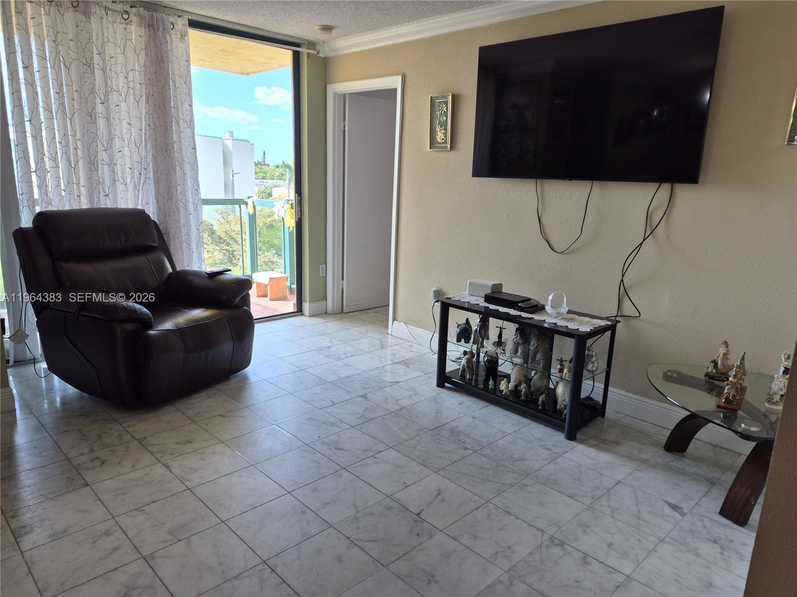 11800 SW 18th St # 4, Miami FL 33175 — 2