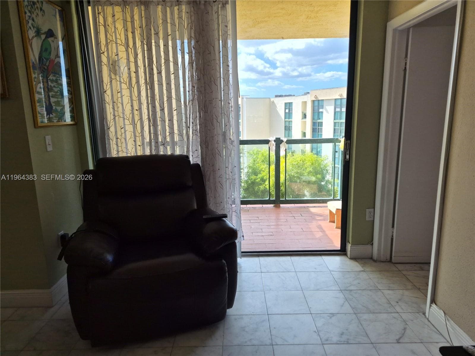 11800 SW 18th St # 4, Miami FL 33175 — 3