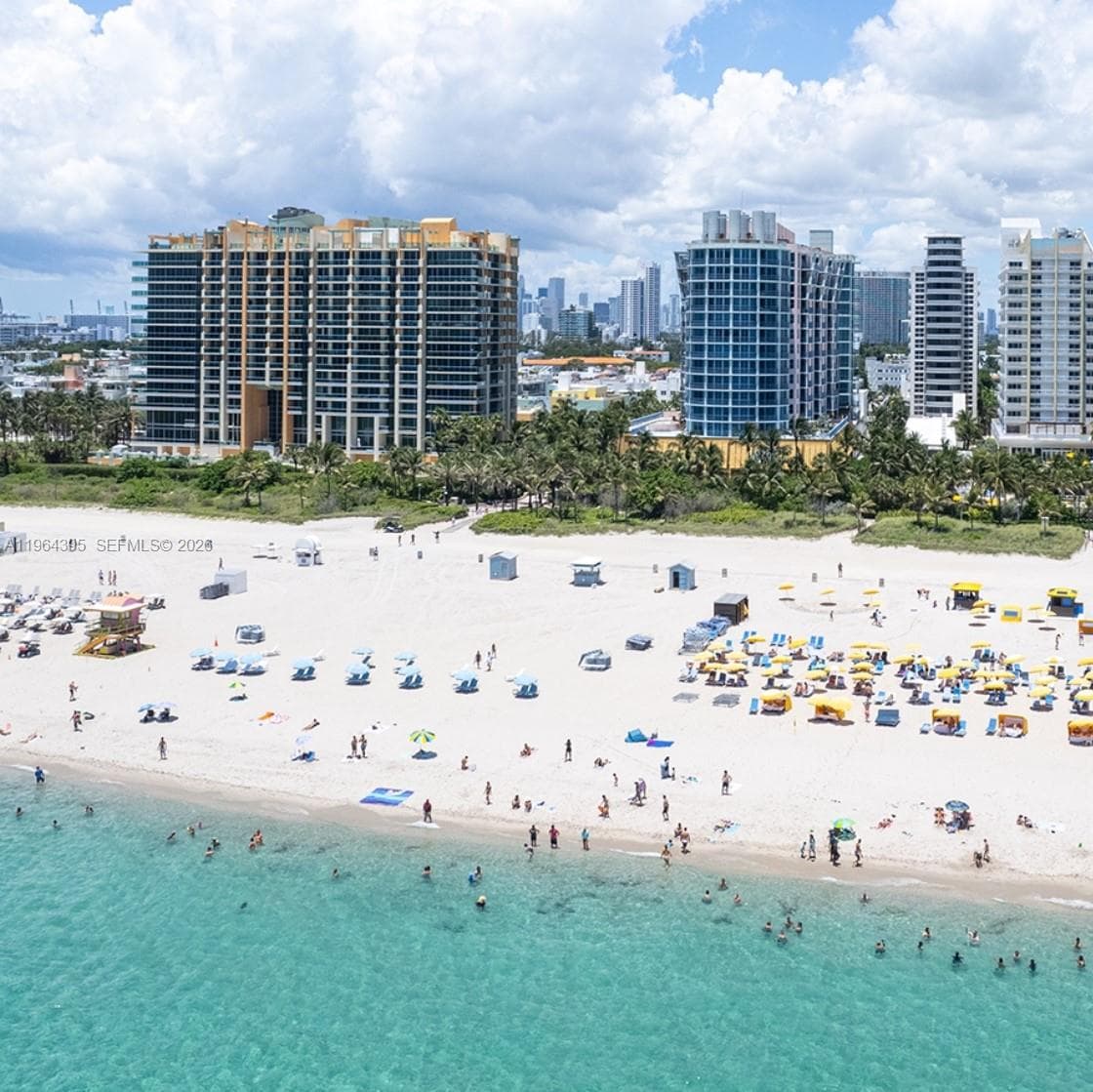 1500 Ocean Dr # 1210, Miami Beach FL 33139 — 27