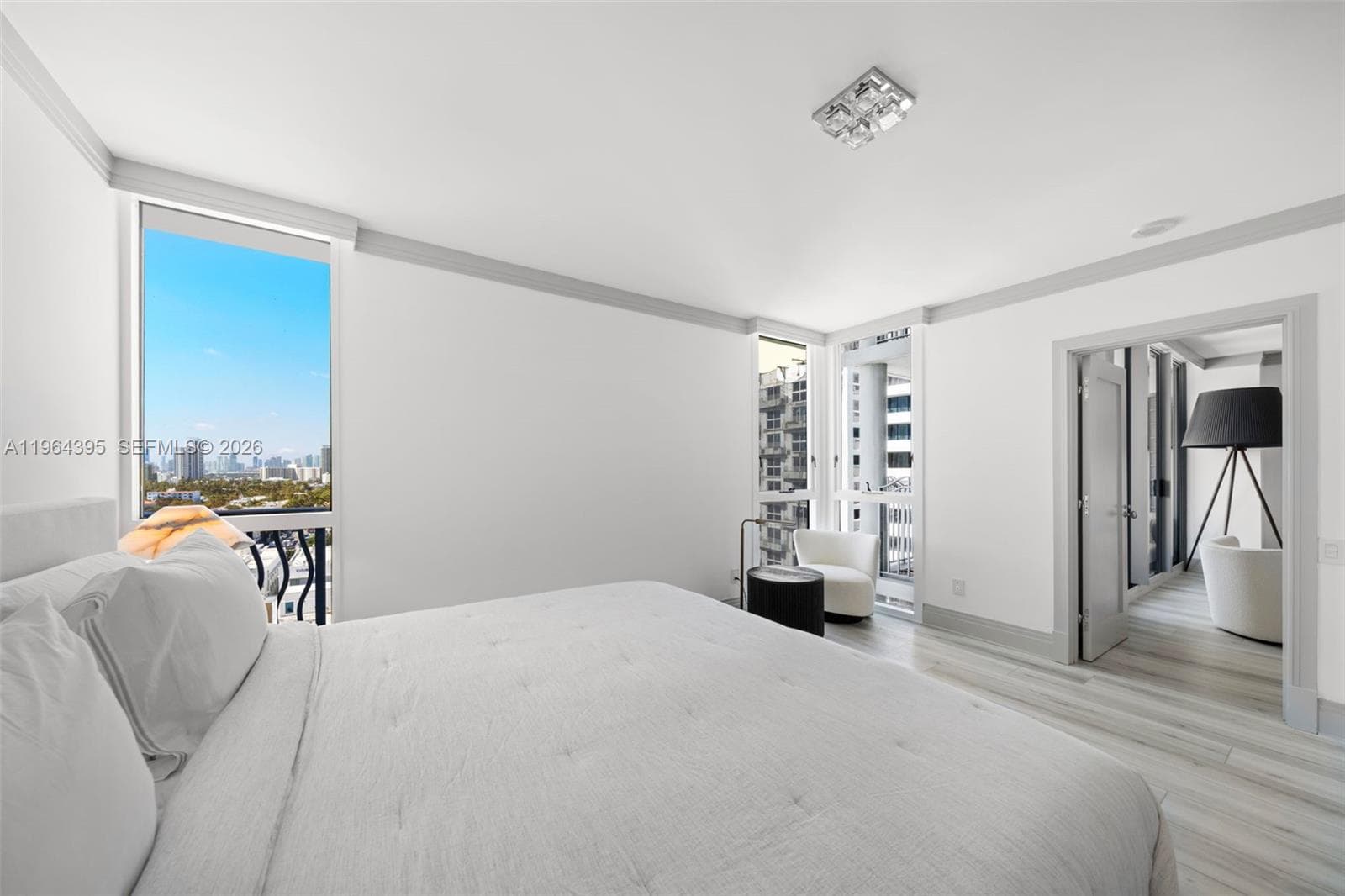 1500 Ocean Dr # 1210, Miami Beach FL 33139 — 17