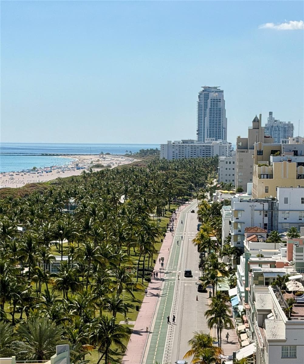 1500 Ocean Dr # 1210, Miami Beach FL 33139 — 3