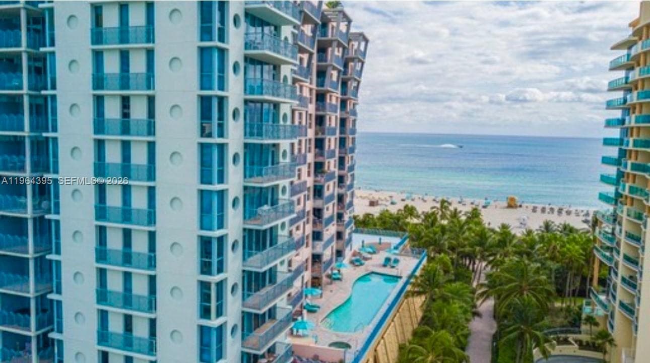1500 Ocean Dr # 1210, Miami Beach FL 33139 — 28