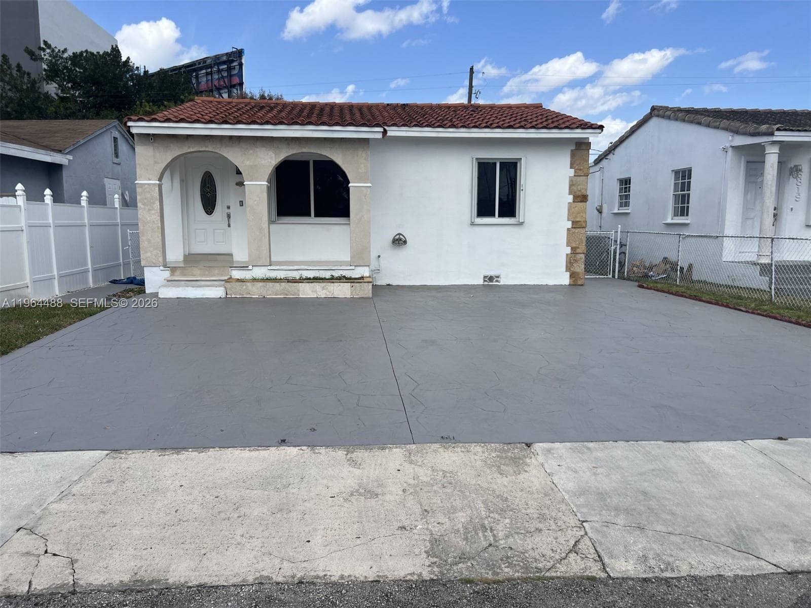 6823 SW 25th St, Miami FL 33155 — 1