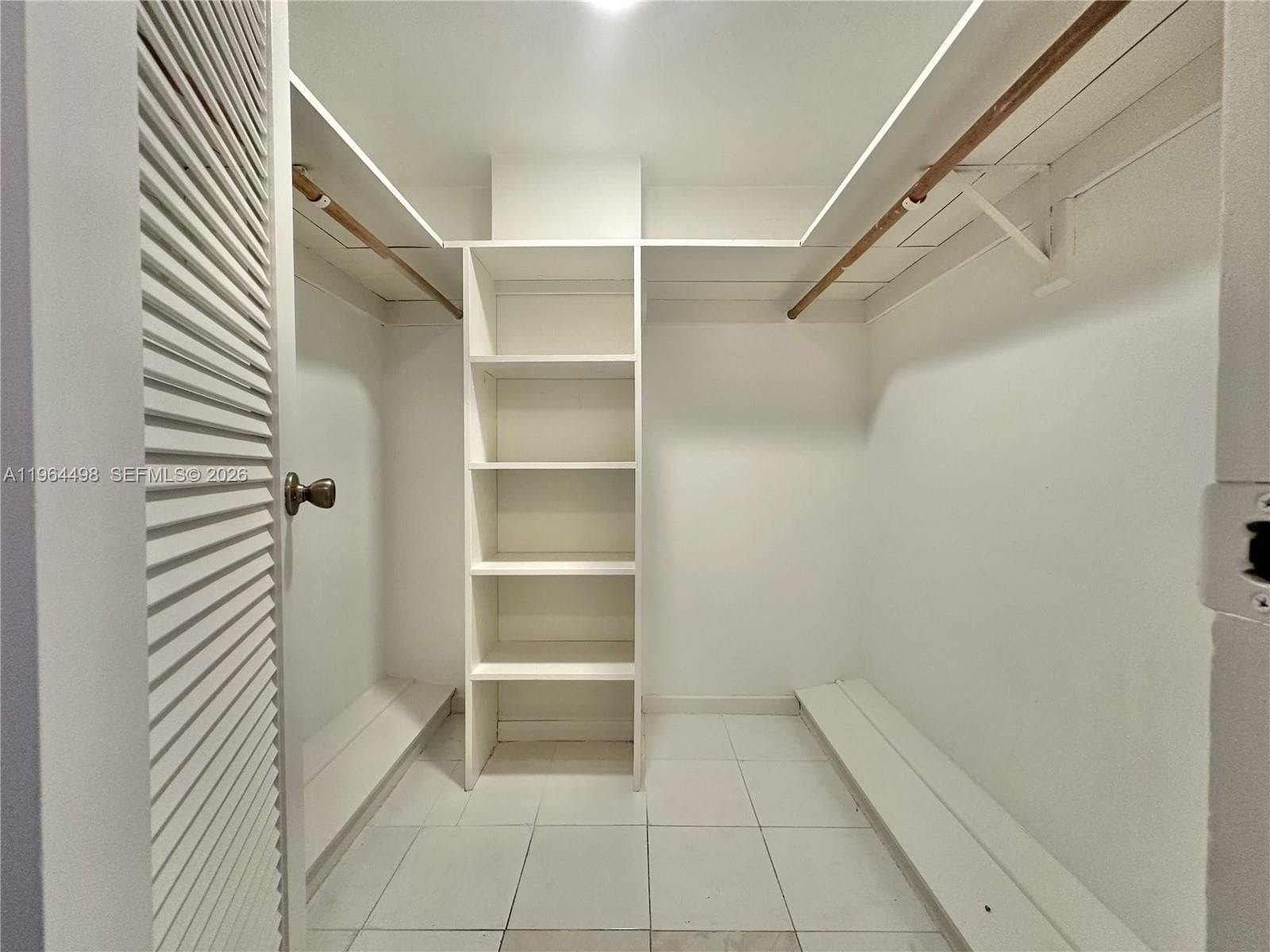 1470 NE 125th Ter # 210, North Miami FL 33161 — 17