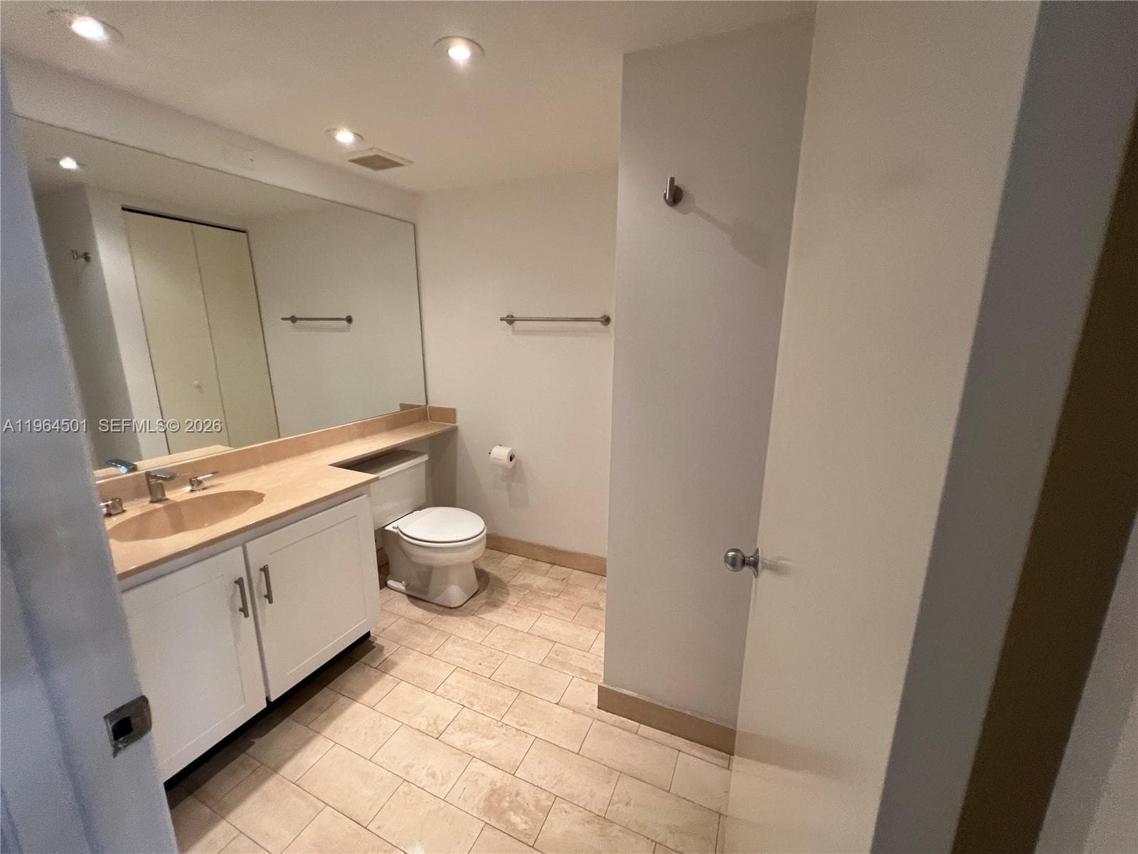 1717 N Bayshore Dr # 1057, Miami FL 33132 — 9