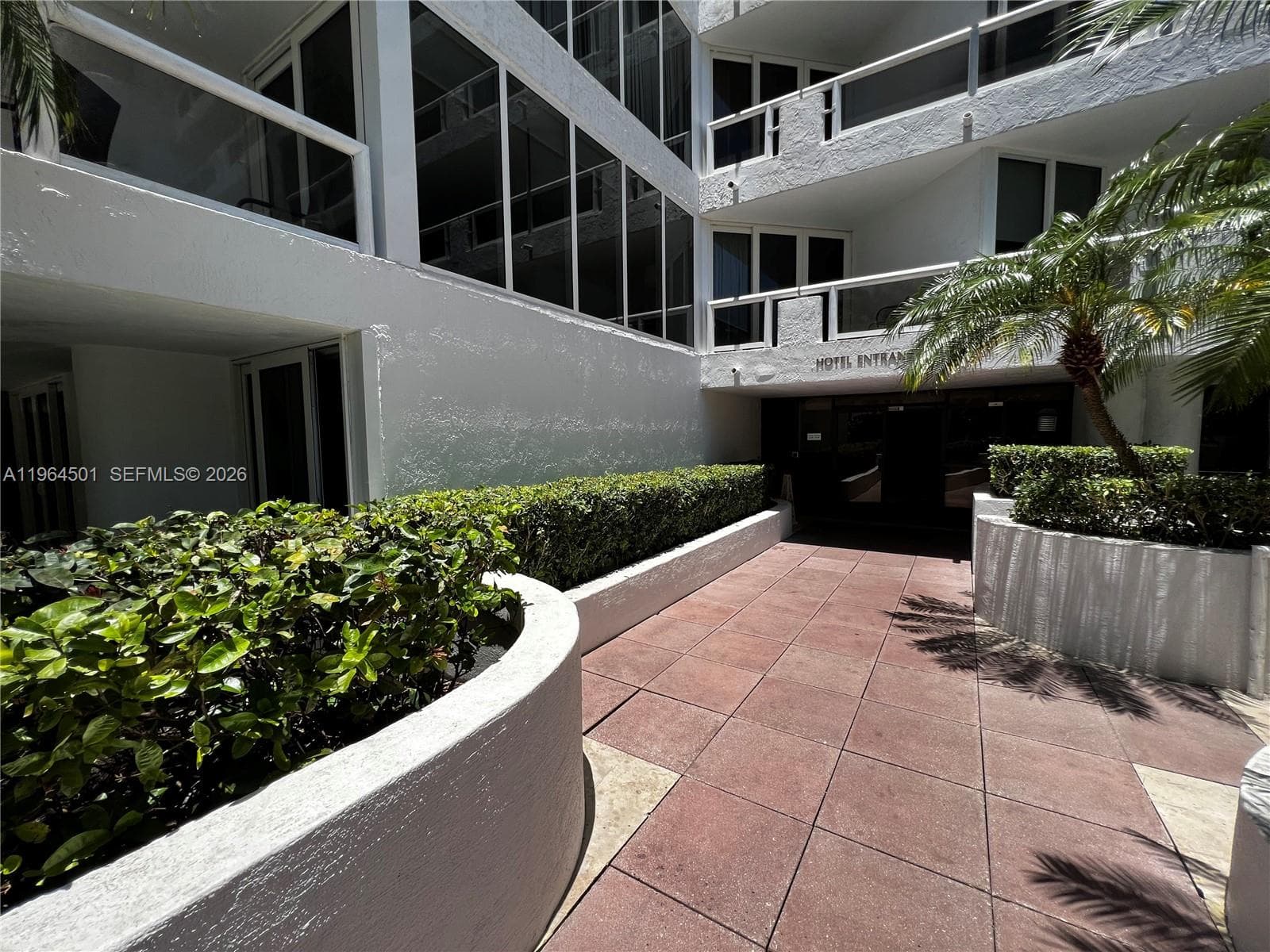1717 N Bayshore Dr # 1057, Miami FL 33132 — 18