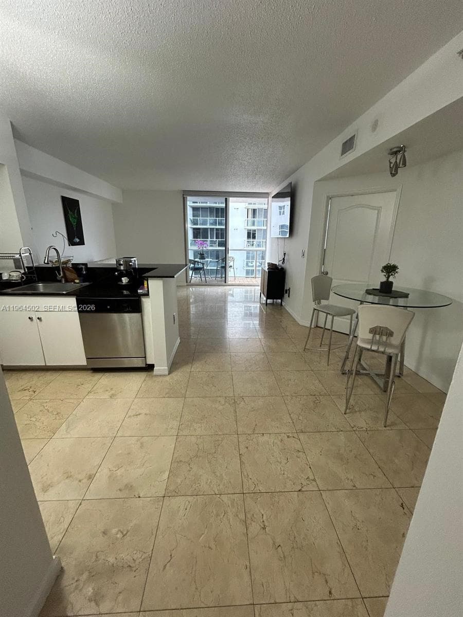 5077 NW 7th St # 1012, Miami FL 33126 — 6