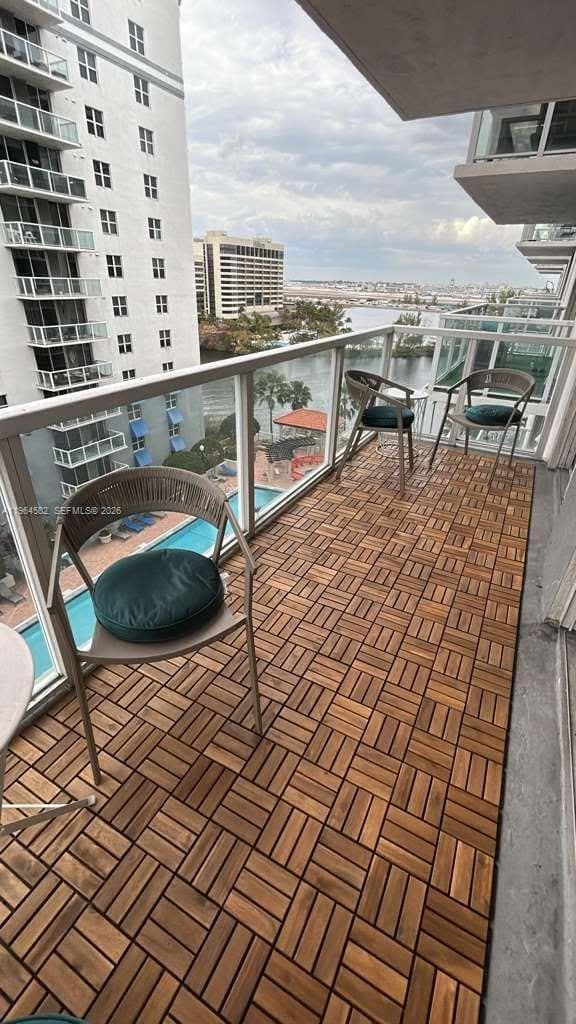5077 NW 7th St # 1012, Miami FL 33126 — 12
