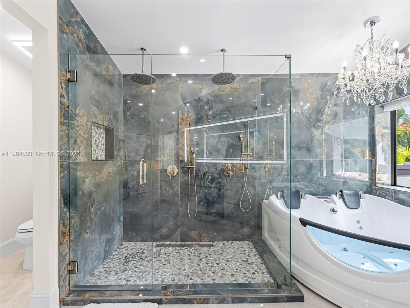 6180 Pine Tree Dr, Miami Beach FL 33140 — 42
