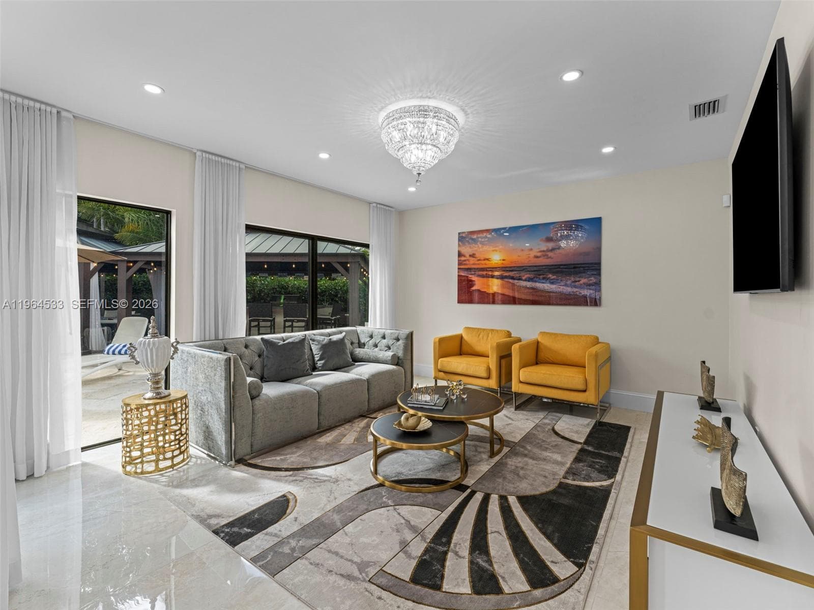 6180 Pine Tree Dr, Miami Beach FL 33140 — 16