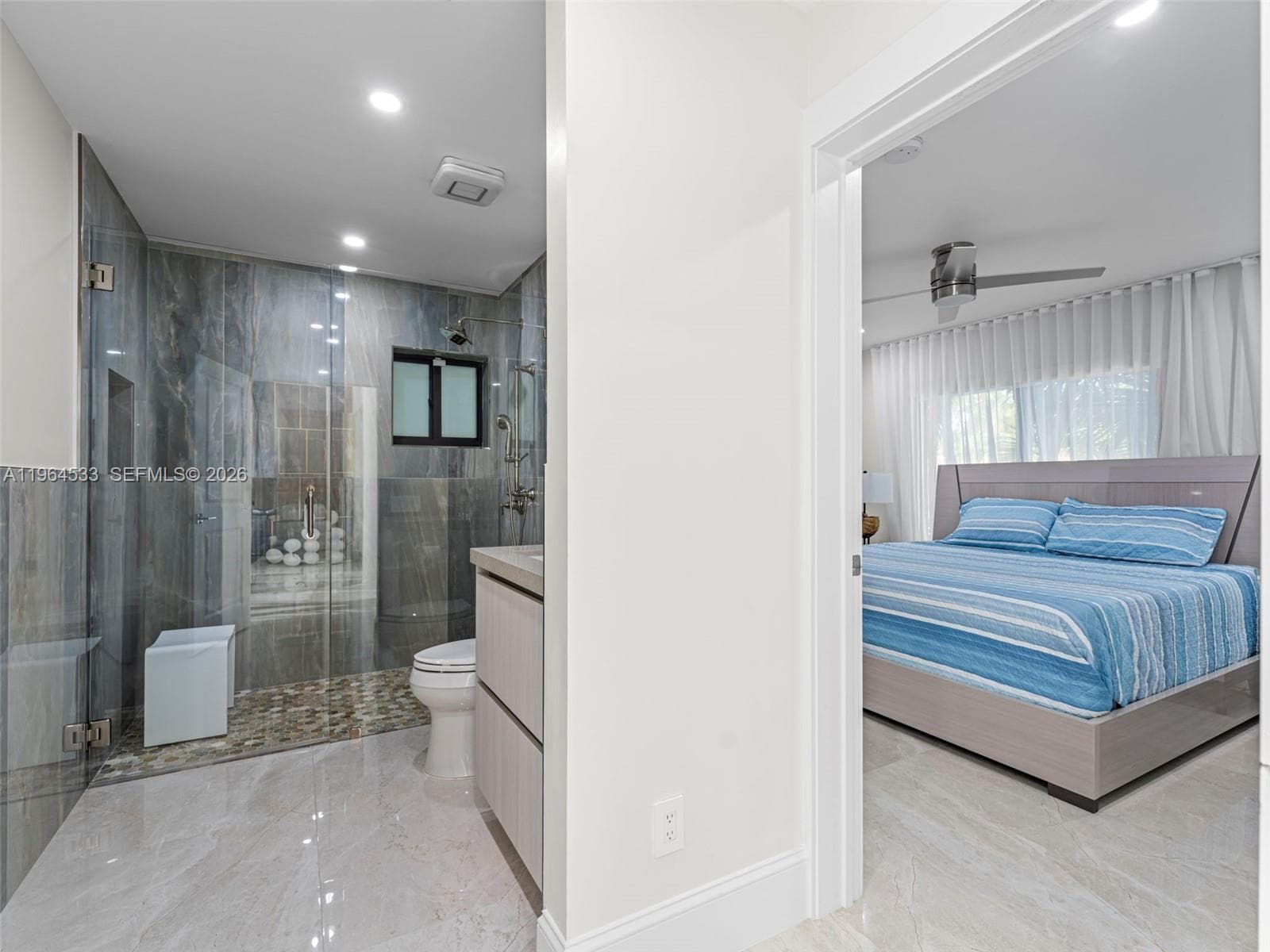 6180 Pine Tree Dr, Miami Beach FL 33140 — 28