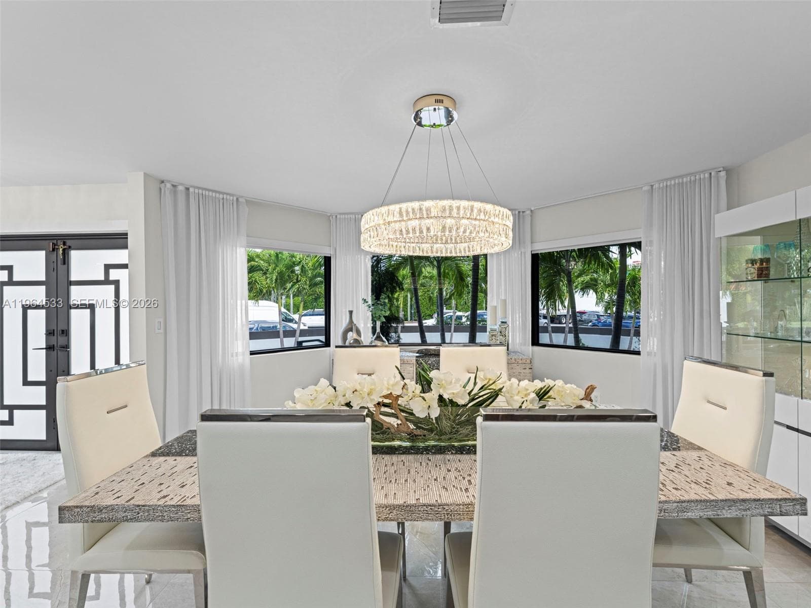 6180 Pine Tree Dr, Miami Beach FL 33140 — 20