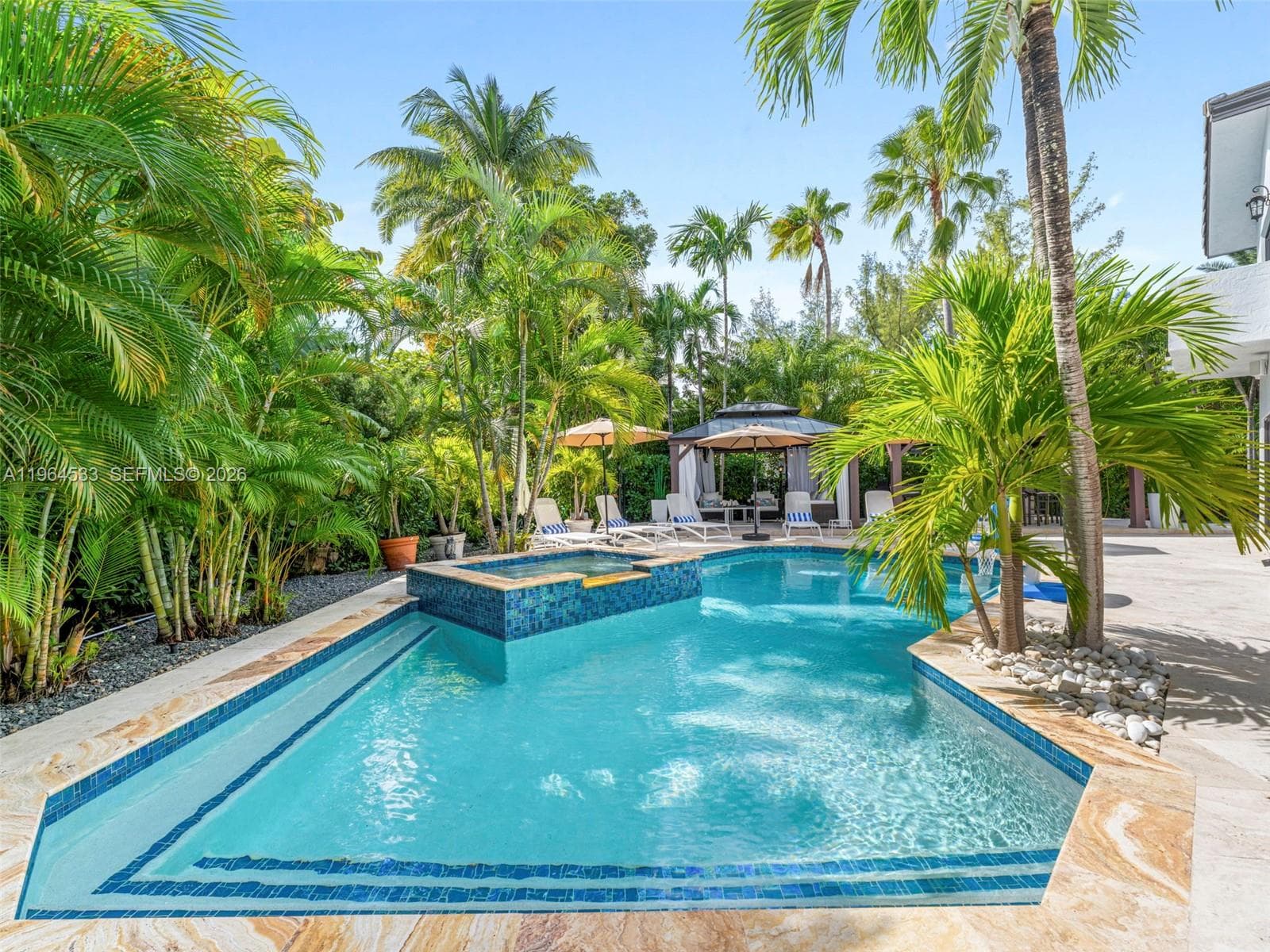 6180 Pine Tree Dr, Miami Beach FL 33140 — 51