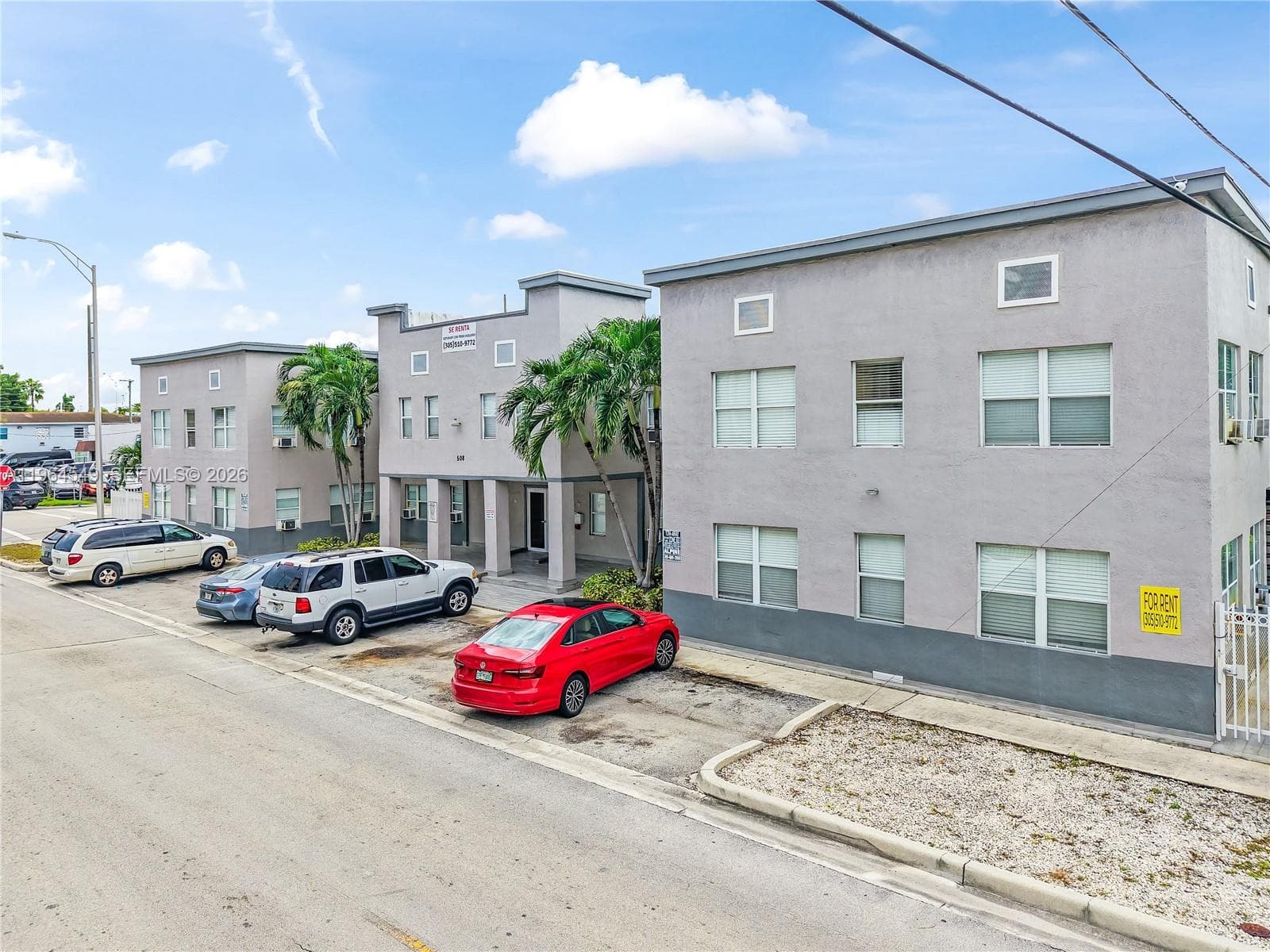 508 W 1st Ave, Hialeah FL 33010 — 1