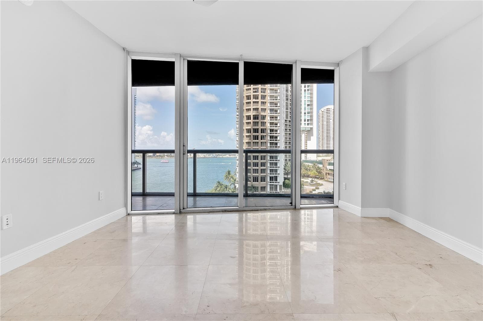 465 Brickell Ave # 917, Miami FL 33131 — 13