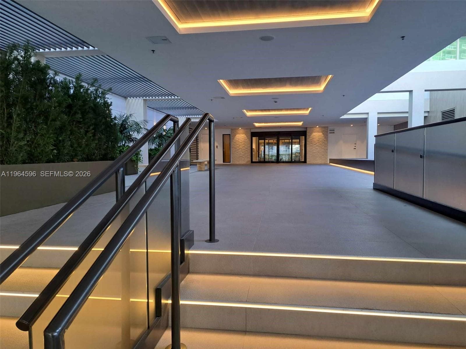 2301 Collins Ave # 504, Miami Beach FL 33139 — 35