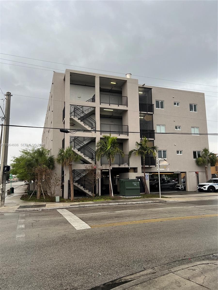 2311 NW 22nd Ave # 405, Miami FL 33142 — 12