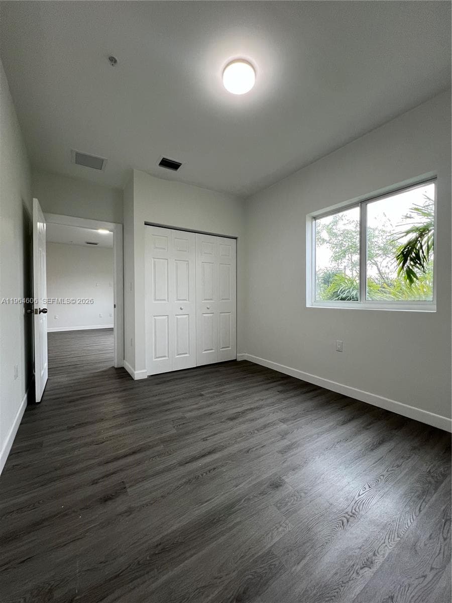 2311 NW 22nd Ave # 405, Miami FL 33142 — 3