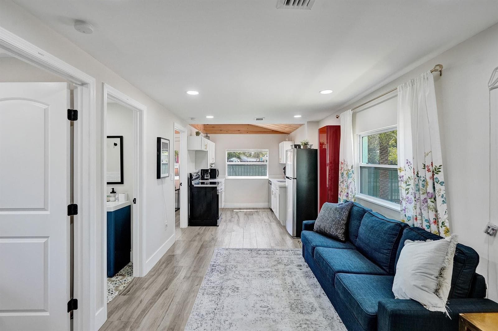 8021 NW 1st Place # 1, Miami FL 33150 — 5