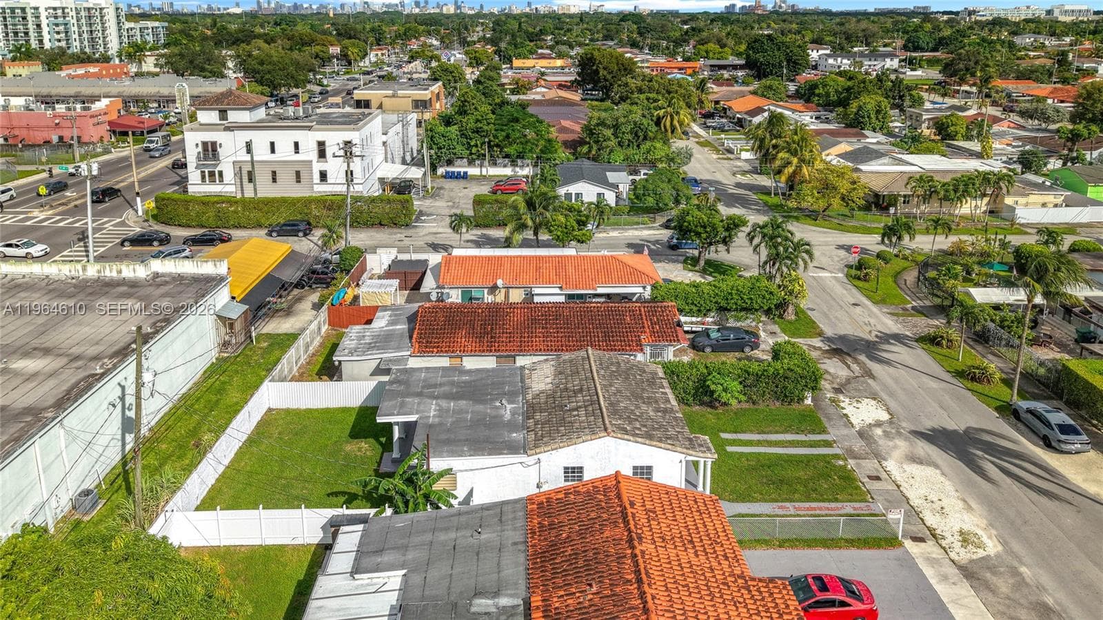 6819 SW 25th St, Miami FL 33155 — 26