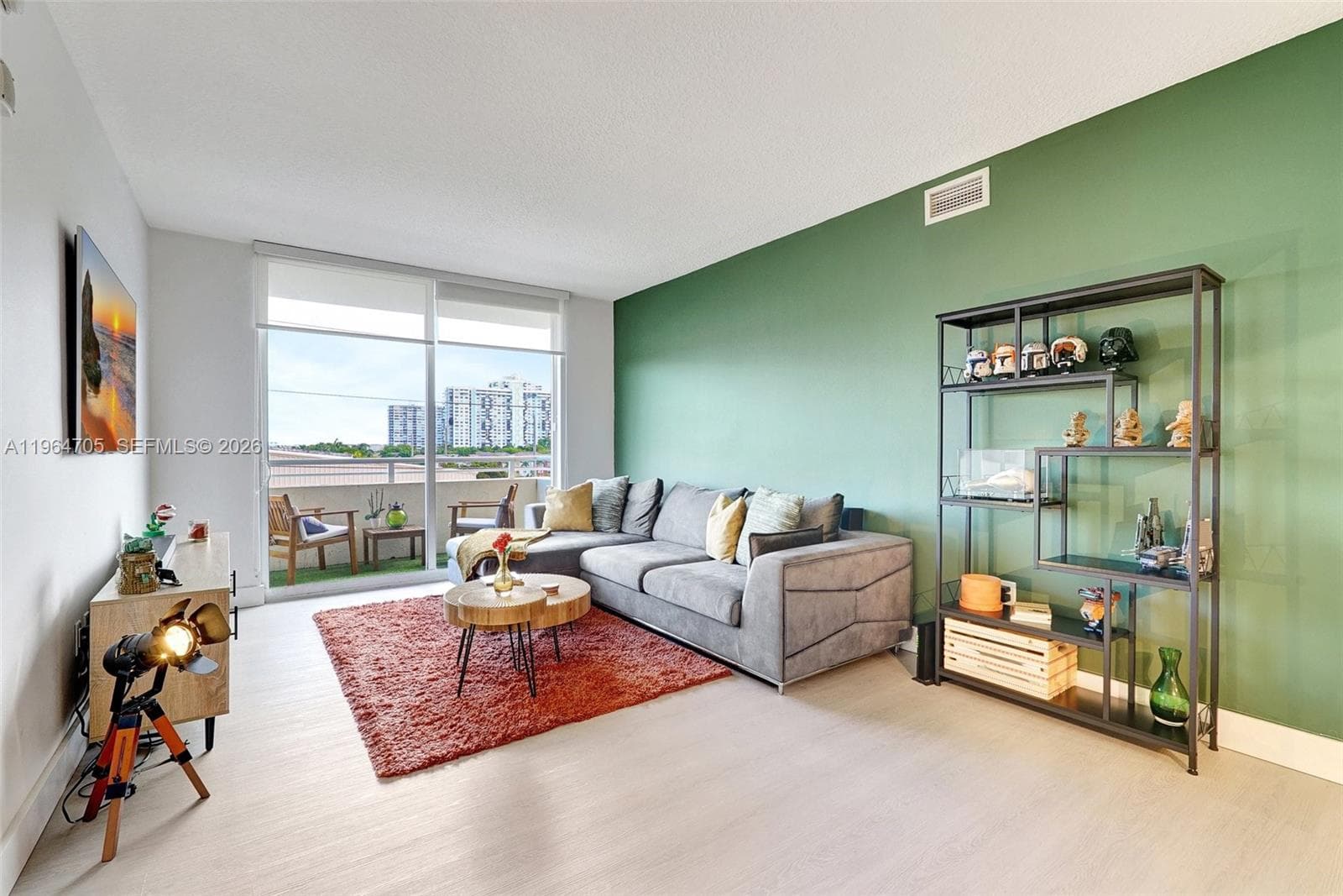 18800 NE 29th Ave # 517, Aventura FL 33180 — 5