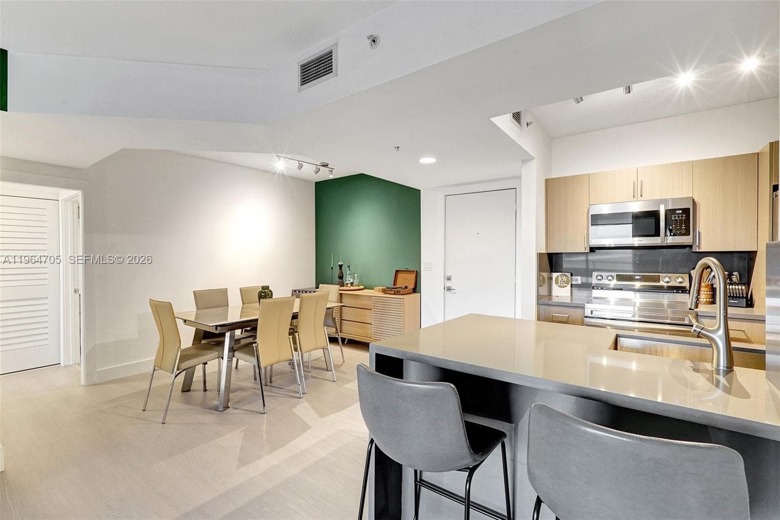 18800 NE 29th Ave # 517, Aventura FL 33180 — 9