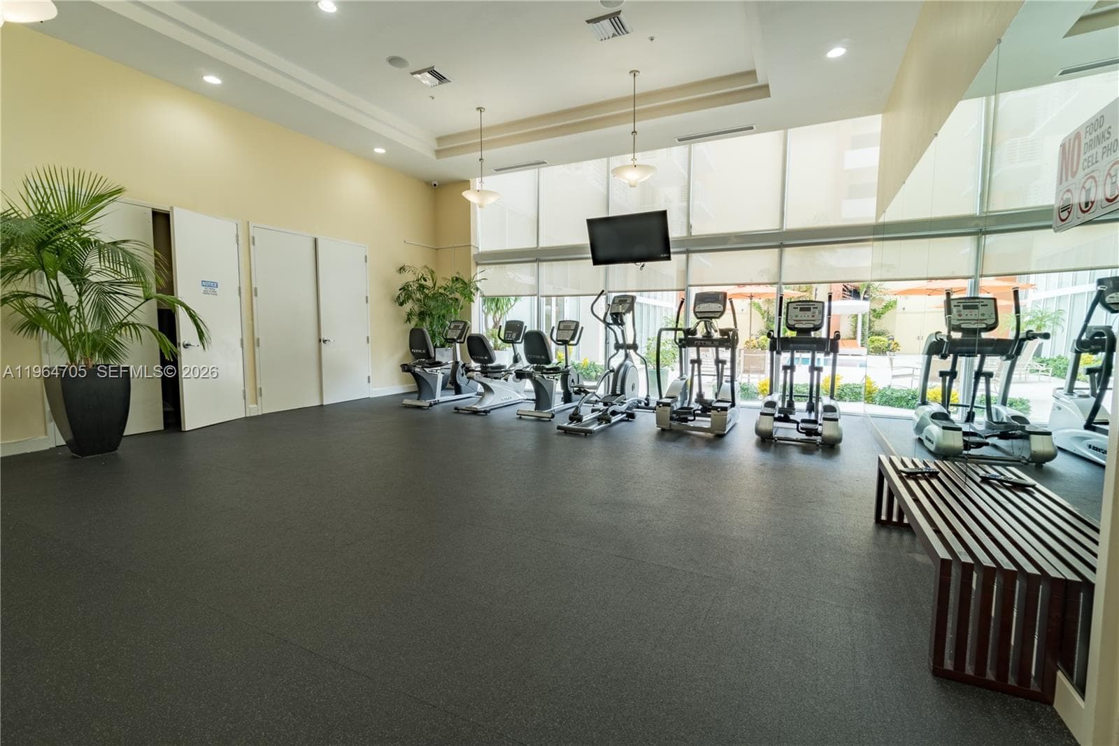 18800 NE 29th Ave # 517, Aventura FL 33180 — 35
