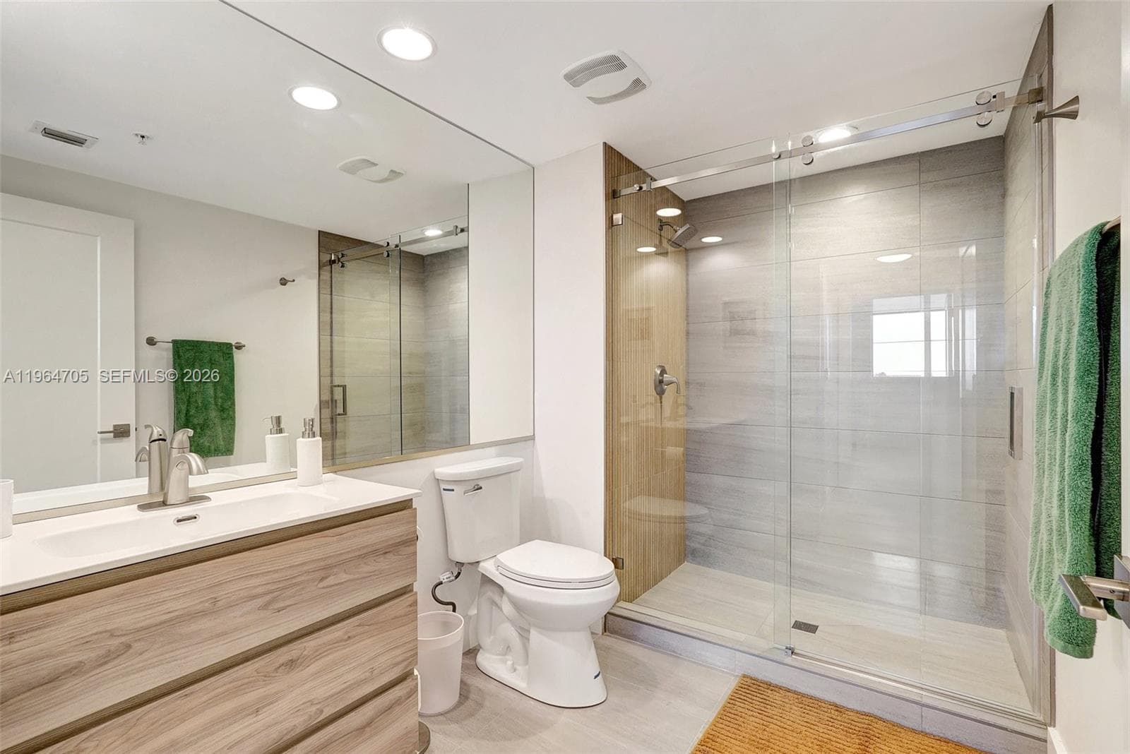 18800 NE 29th Ave # 517, Aventura FL 33180 — 25