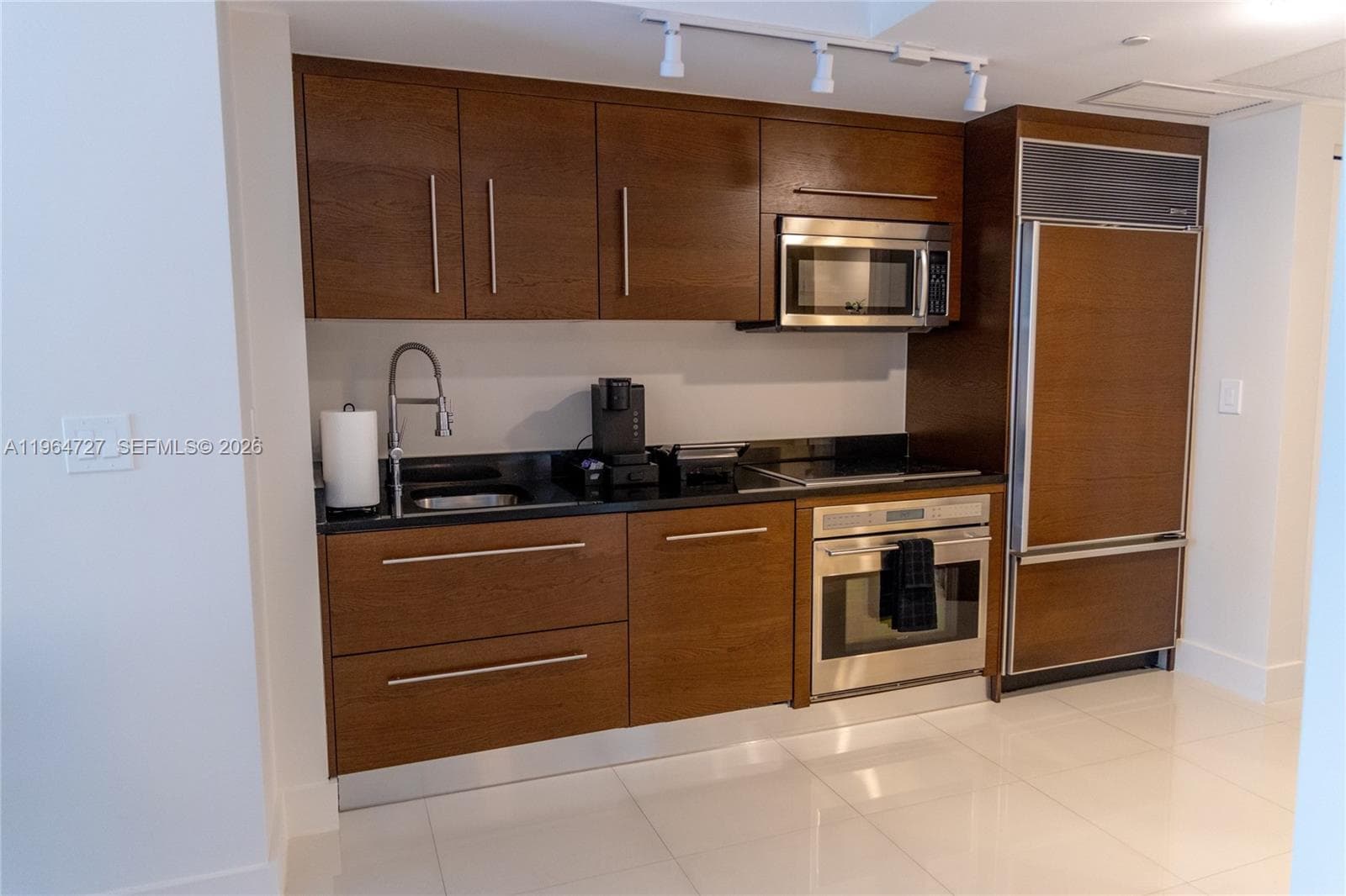 475 Brickell Ave # 3510, Miami FL 33131 — 7
