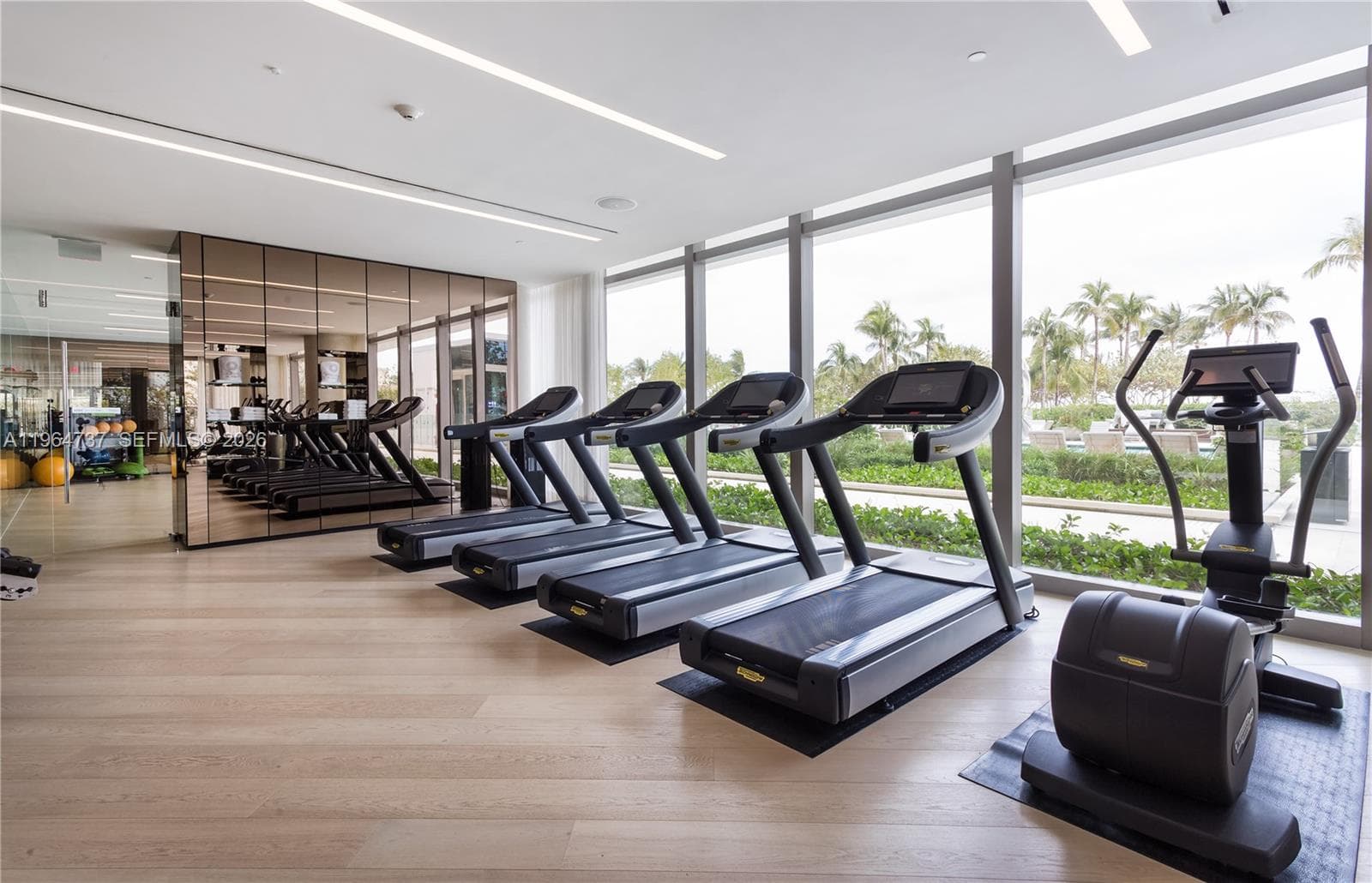 10201 Collins Ave # 611, Bal Harbour FL 33154 — 38