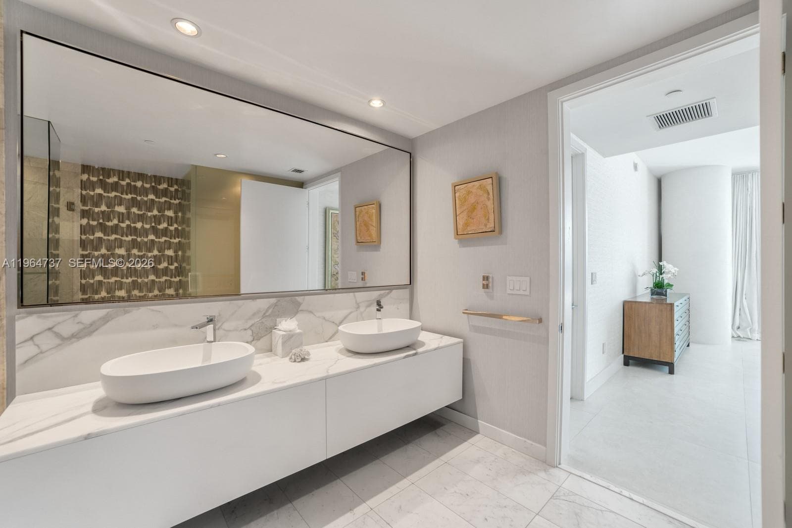 10201 Collins Ave # 611, Bal Harbour FL 33154 — 21