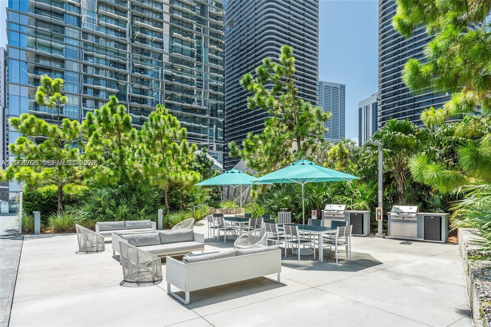 88 SW 7th St # 2204, Miami FL 33130 — 38