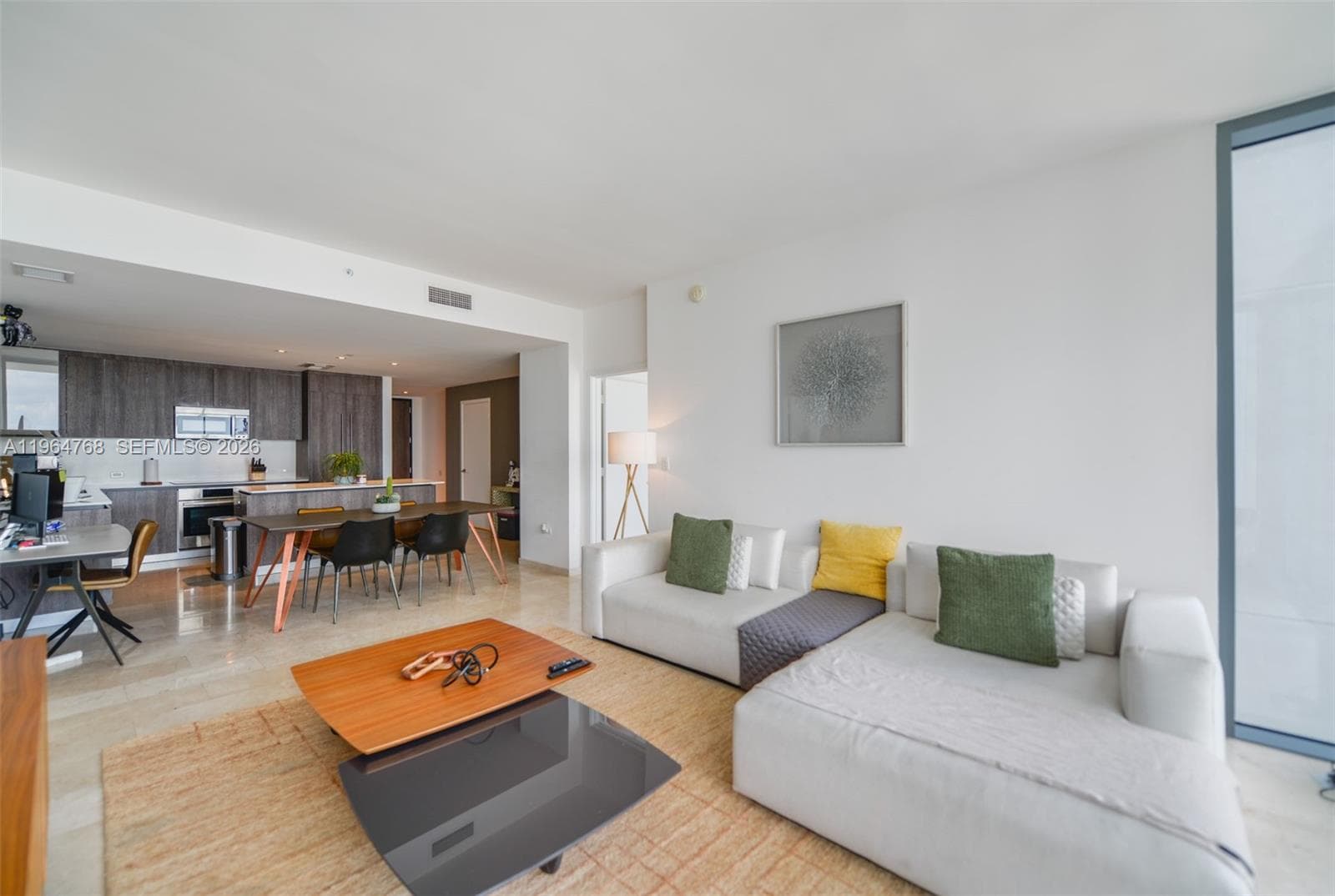 88 SW 7th St # 2204, Miami FL 33130 — 8