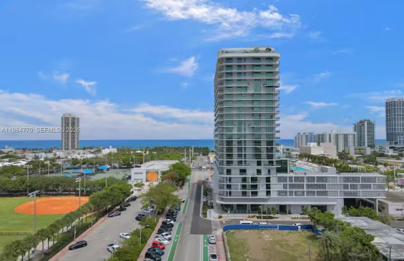 580 72 # 1713, Miami Beach FL 33141 — 29