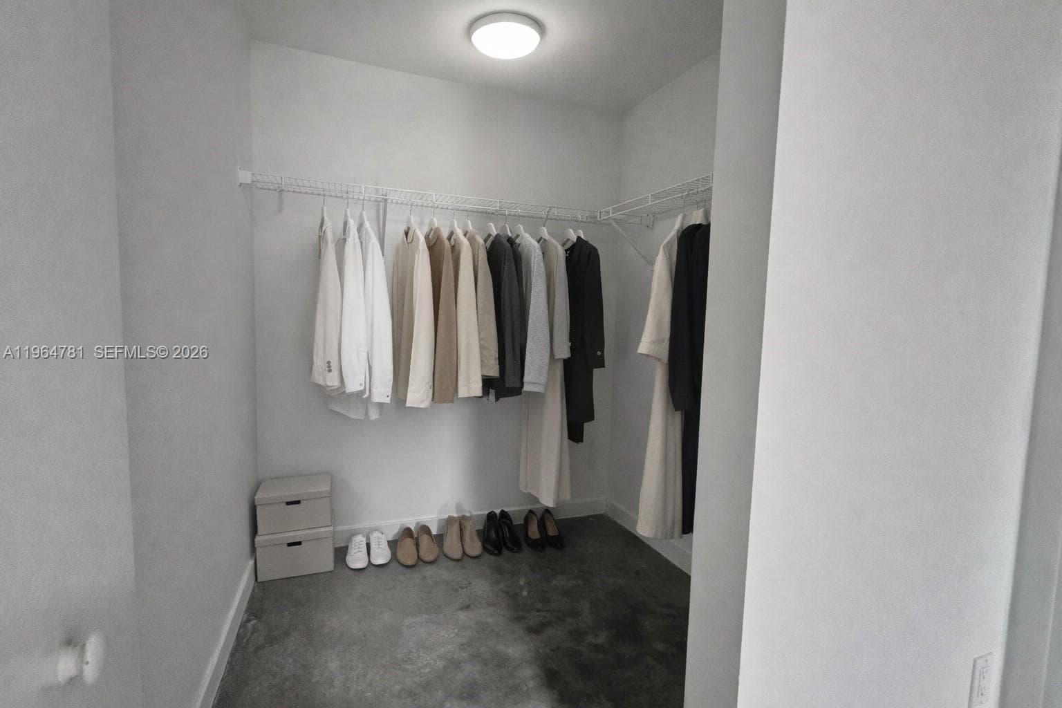 151 SE 1st St # 1501, Miami FL 33131 — 4