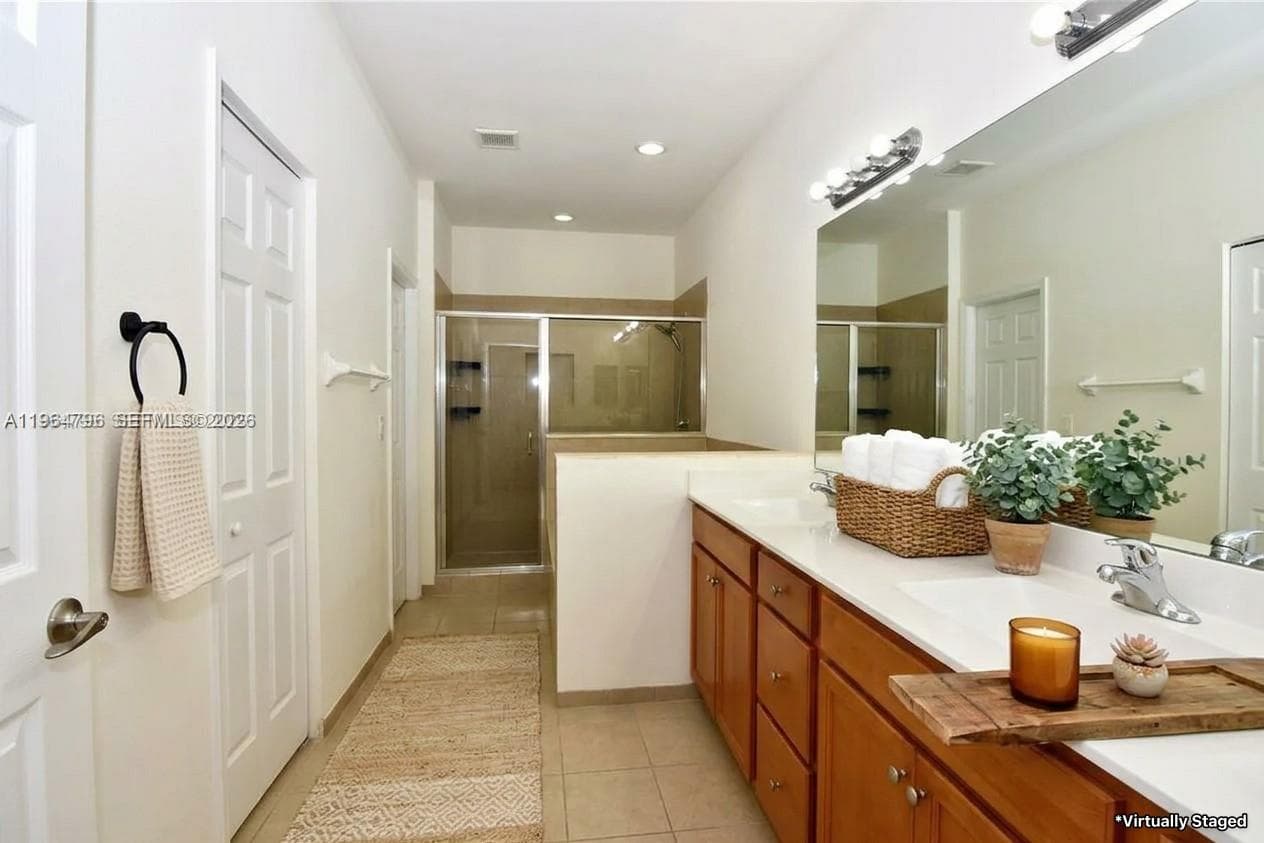 526 SE 35th Ave, Homestead FL 33033 — 17