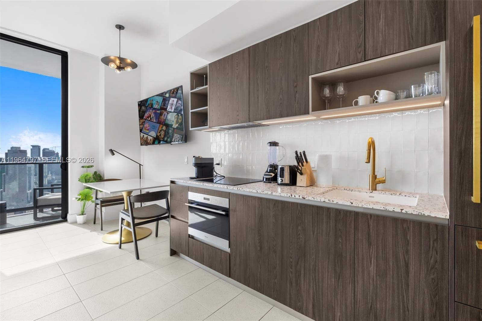 159 NE 6th St # 4910, Miami FL 33132 — 8