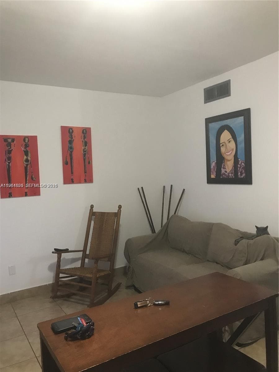 1960 Marseille Dr # 305, Miami Beach FL 33141 — 6
