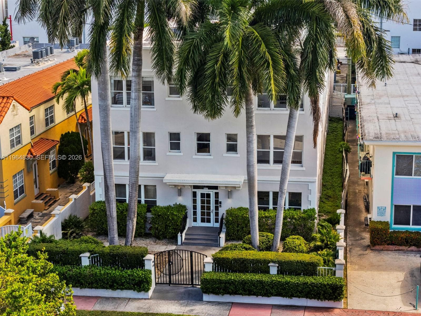 1027 Pennsylvania Ave # 206, Miami Beach FL 33139 — 43